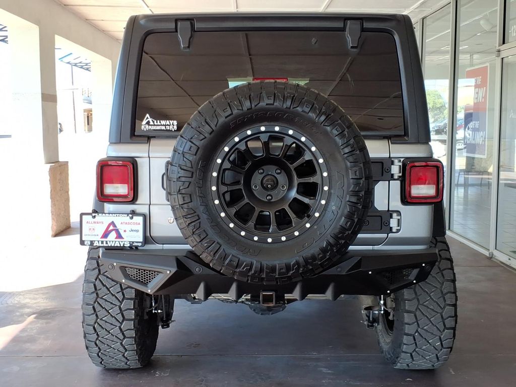 Used Car 2019 Jeep Wrangler  Sport S For Sale Under $40,000 In Pleasanton, Texas