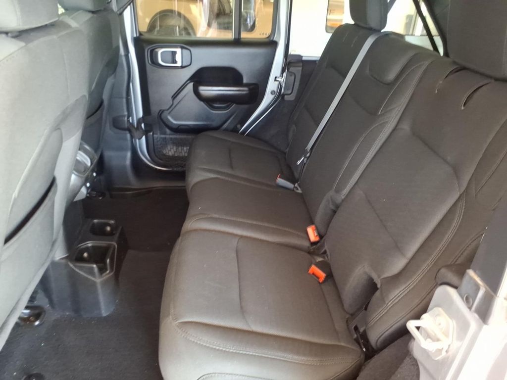 Used Car 2019 Jeep Wrangler  Sport S For Sale Under $40,000 In Pleasanton, Texas