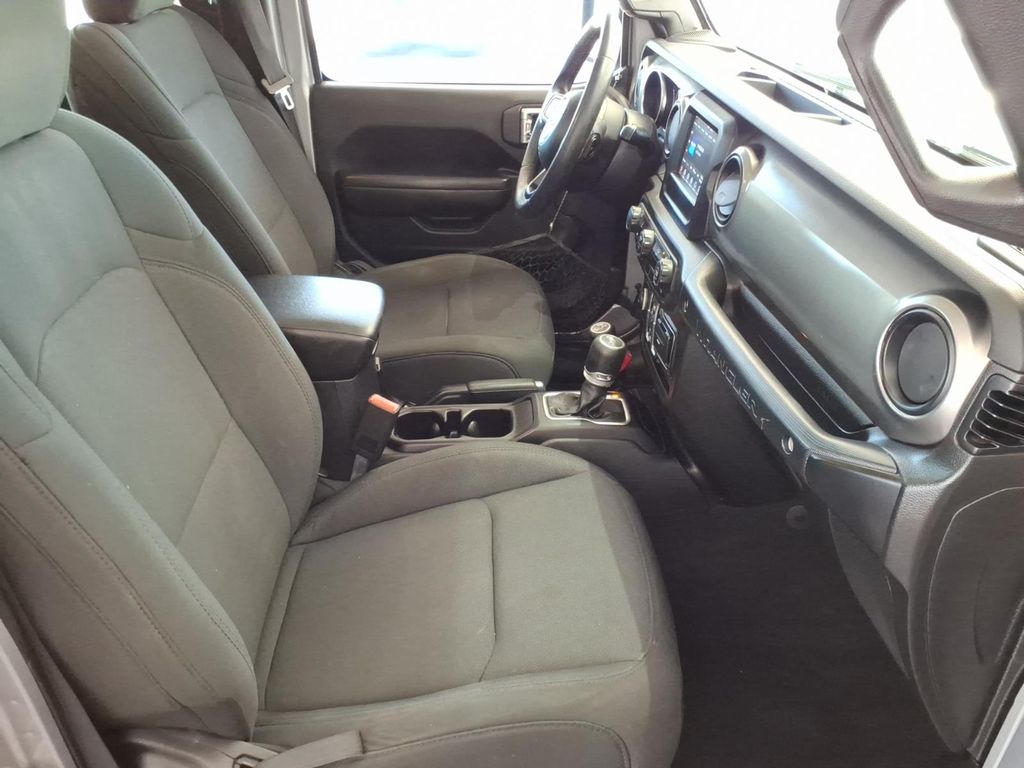 Used Car 2019 Jeep Wrangler  Sport S For Sale Under $40,000 In Pleasanton, Texas