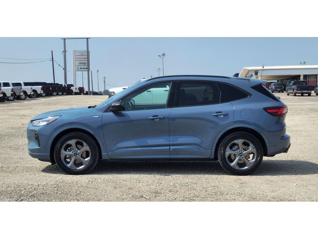 Used Car 2023 Ford Escape  St-line For Sale Under $25,000 In Pleasanton, Texas