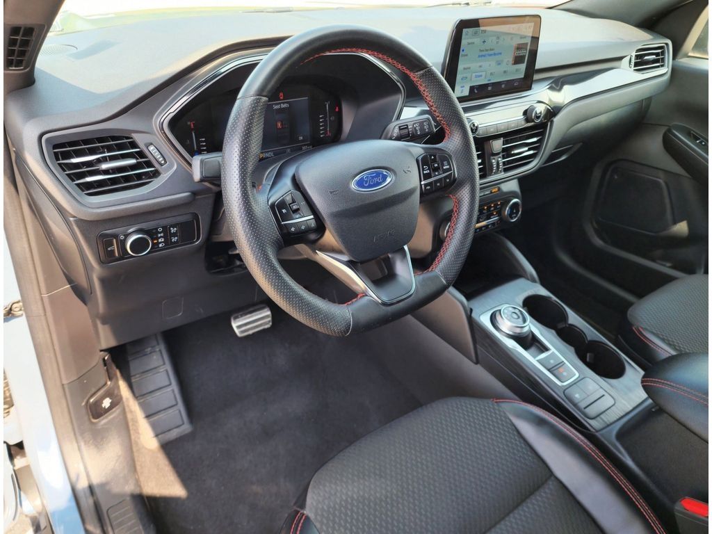 Used Car 2023 Ford Escape  St-line For Sale Under $25,000 In Pleasanton, Texas