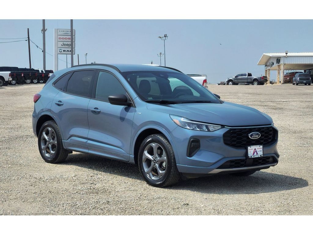 Used Car 2023 Ford Escape  St-line For Sale Under $25,000 In Pleasanton, Texas