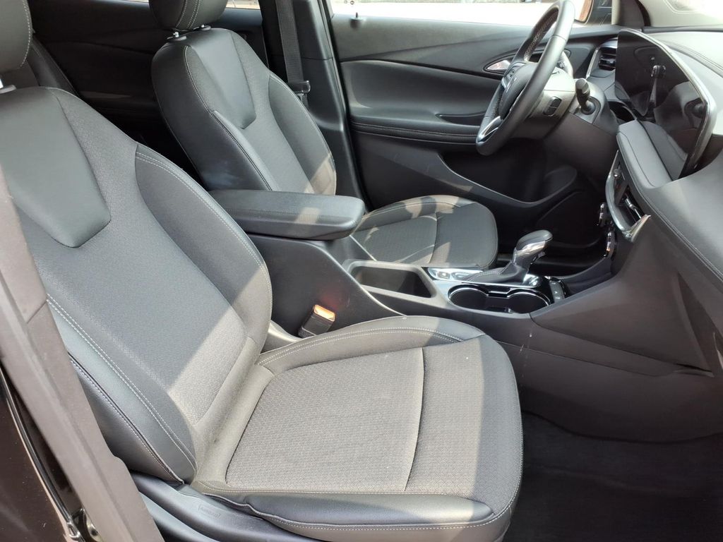 Used Car 2025 Buick Encore Gx  Preferred For Sale Under $25,000 In Pleasanton, Texas