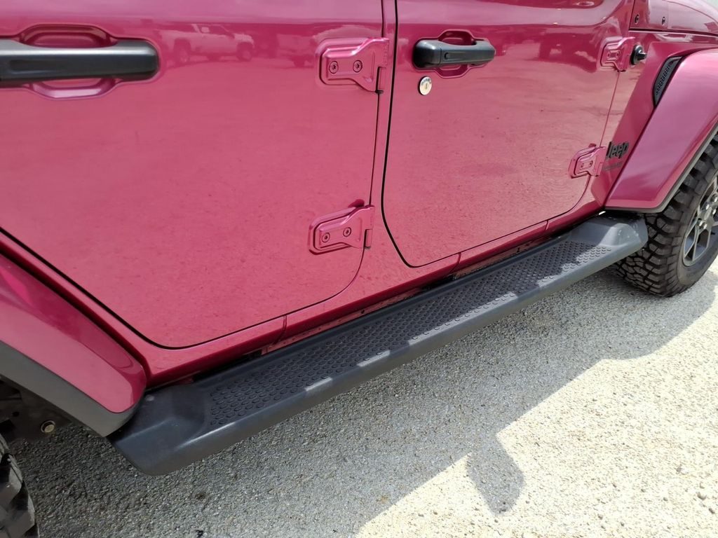 Used Car 2022 Jeep Wrangler  Unlimited Sahara Altitude For Sale Under $30,000 In Pleasanton, Texas