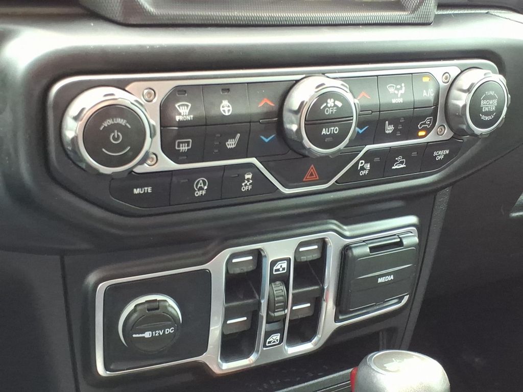 Used Car 2022 Jeep Wrangler  Unlimited Sahara Altitude For Sale Under $30,000 In Pleasanton, Texas