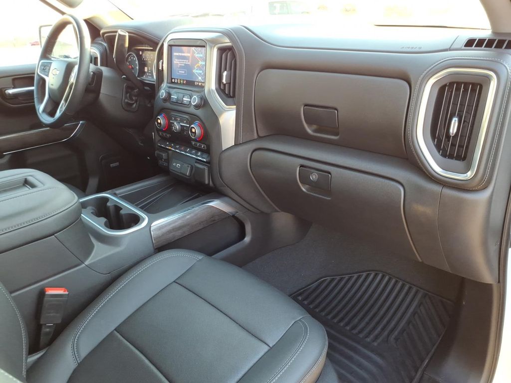 Used Car 2022 Chevrolet Silverado  Ltz For Sale Under $50,000 In Pleasanton, Texas