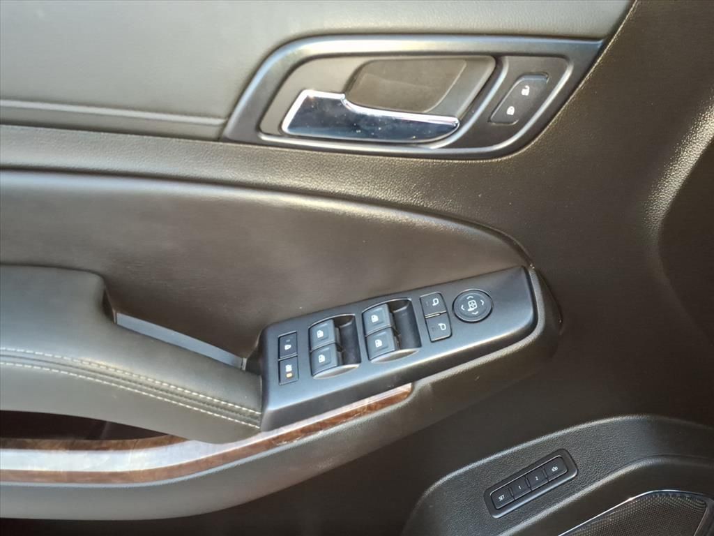 Used Car 2019 Chevrolet Tahoe  Lt For Sale Under $30,000 In Pleasanton, Texas