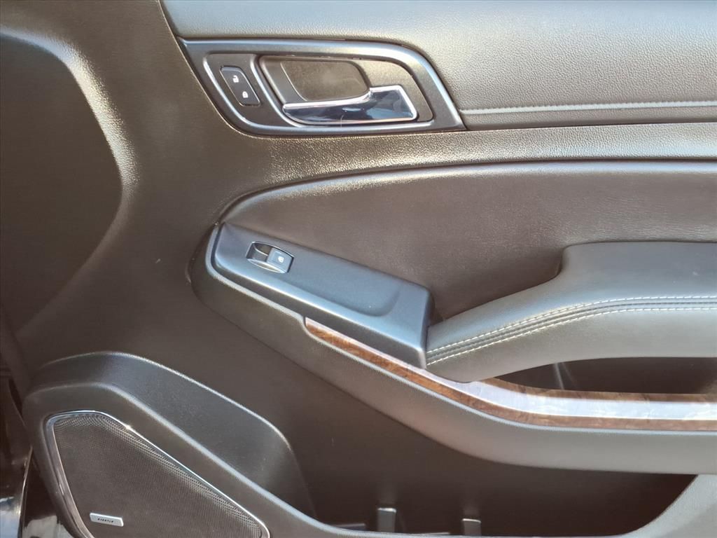 Used Car 2019 Chevrolet Tahoe  Lt For Sale Under $30,000 In Pleasanton, Texas