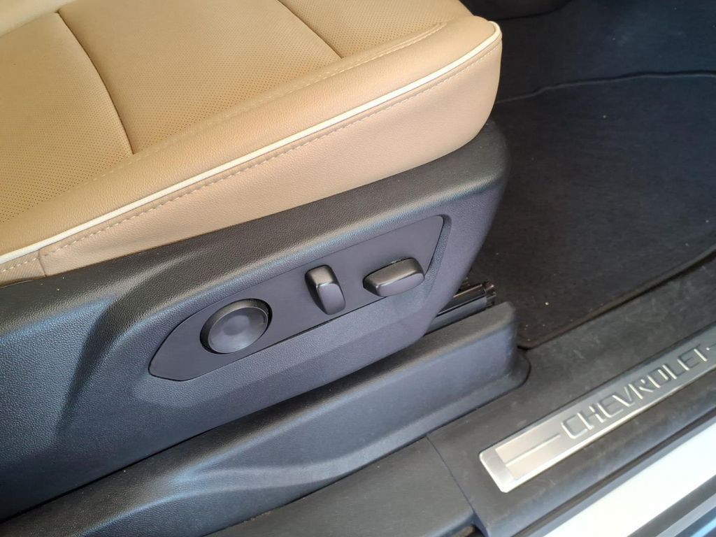 Used Car 2023 Chevrolet Tahoe  Premier For Sale Under $50,000 In Pleasanton, Texas