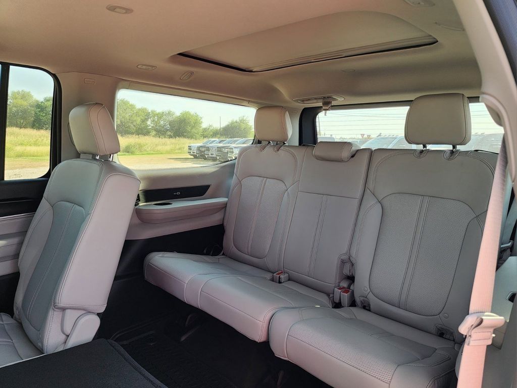 Used Car 2024 Jeep Wagoneer  Series I For Sale Under $70,000 In Pleasanton, Texas