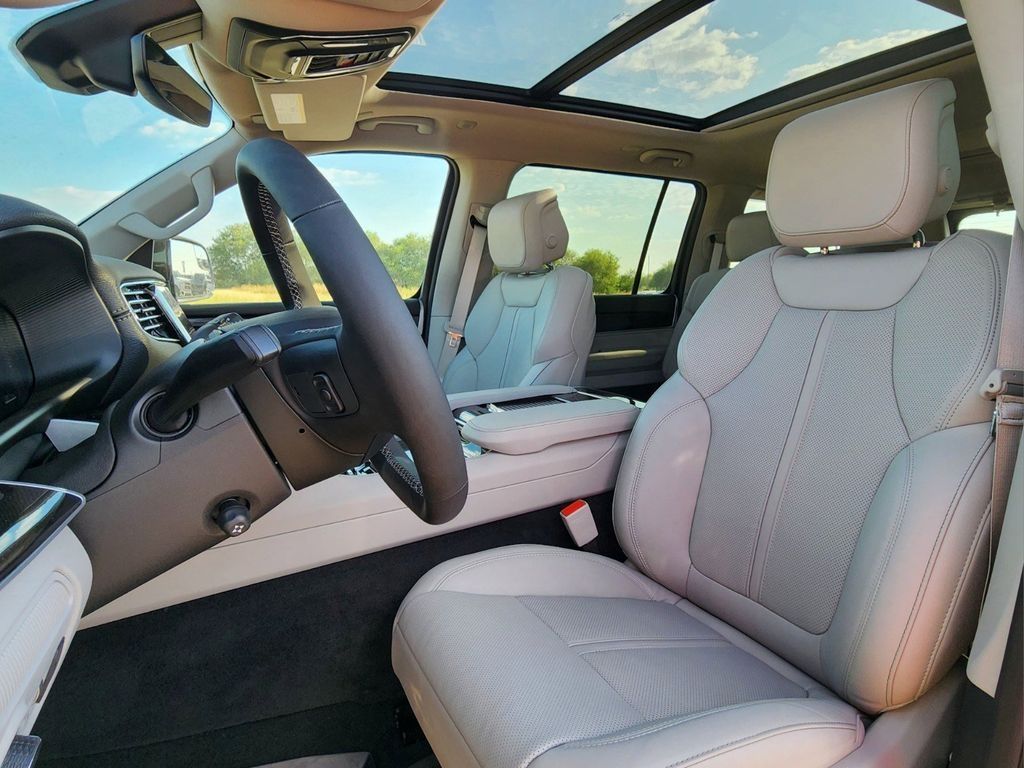 Used Car 2024 Jeep Wagoneer  Series I For Sale Under $70,000 In Pleasanton, Texas