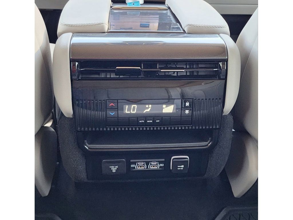 Used Car 2024 Jeep Wagoneer  Series I For Sale Under $70,000 In Pleasanton, Texas