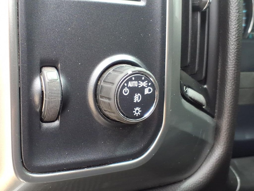 Used Car 2018 Chevrolet Silverado  Lt For Sale Under $20,000 In Pleasanton, Texas