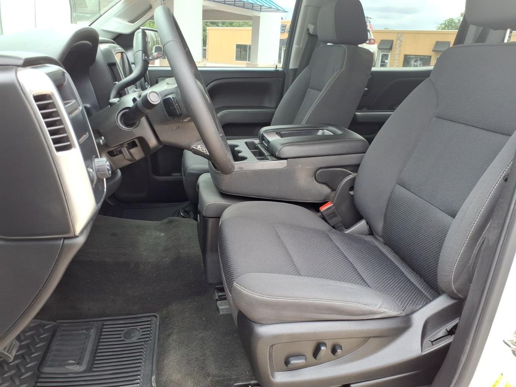 Used Car 2018 Chevrolet Silverado  Lt For Sale Under $20,000 In Pleasanton, Texas