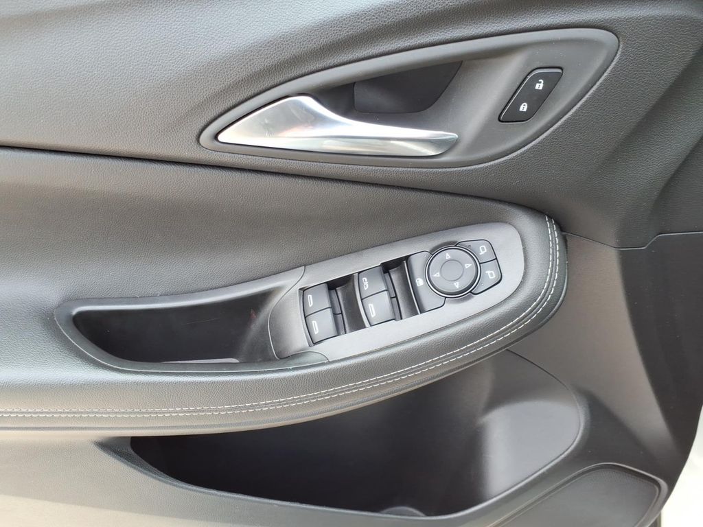 Used Car 2025 Buick Encore Gx  Preferred For Sale Under $25,000 In Pleasanton, Texas