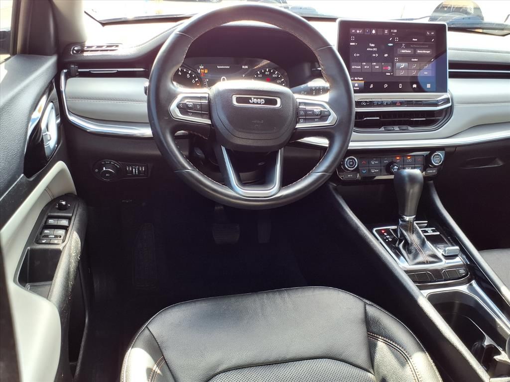 Used Car 2022 Jeep Compass  Limited For Sale Under $30,000 In Pleasanton, Texas