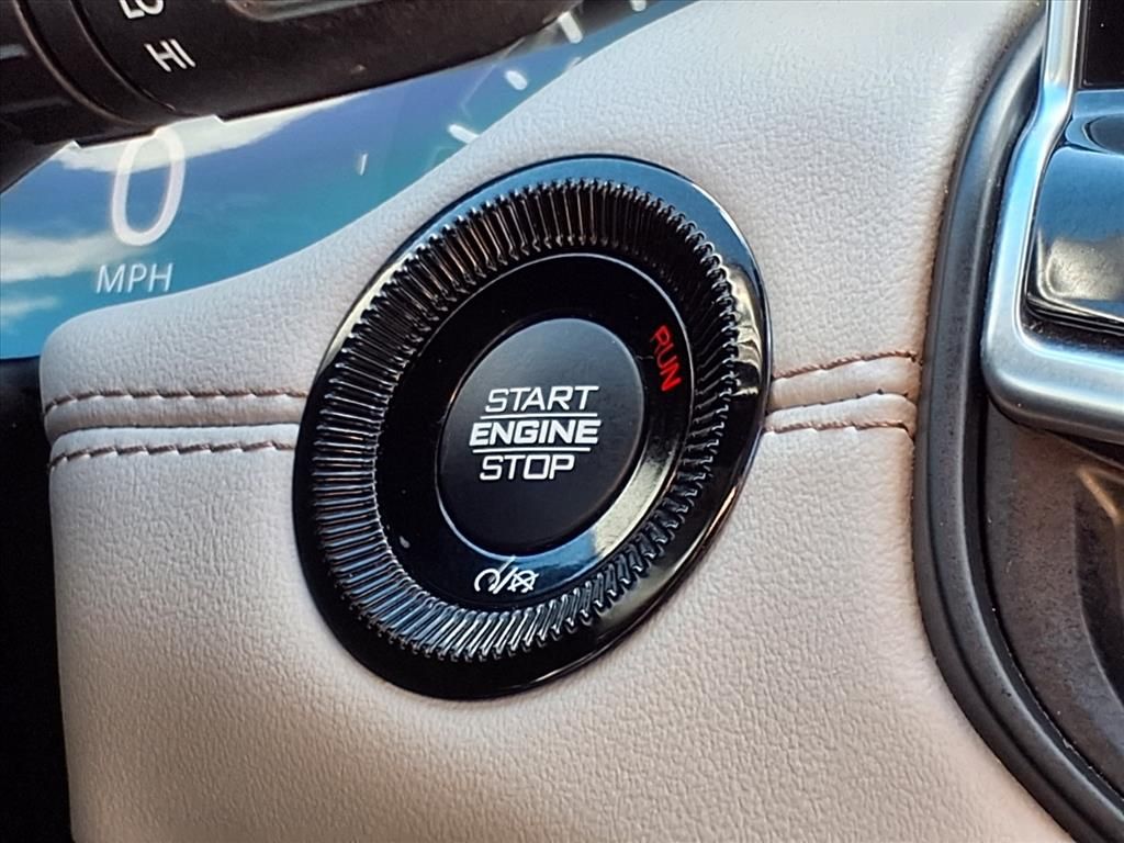 Used Car 2022 Jeep Compass  Limited For Sale Under $25,000 In Pleasanton, Texas