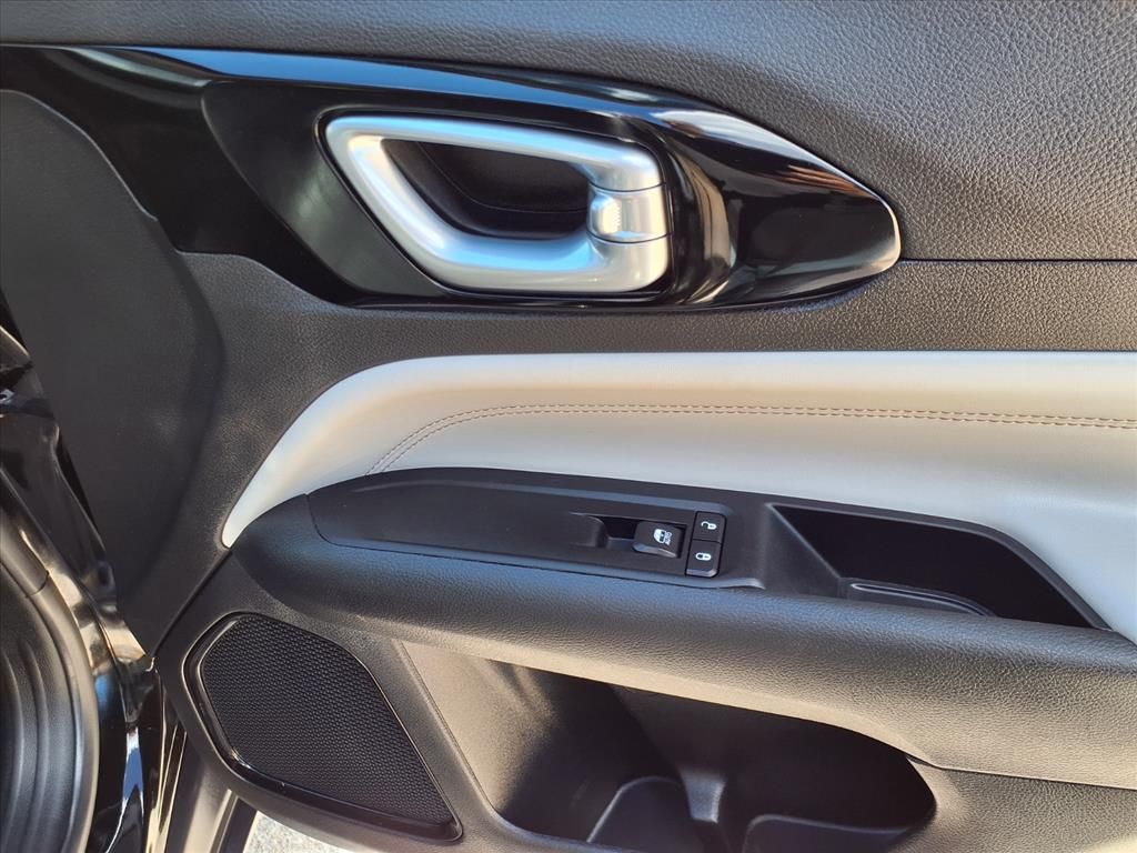 Used Car 2022 Jeep Compass  Limited For Sale Under $25,000 In Pleasanton, Texas