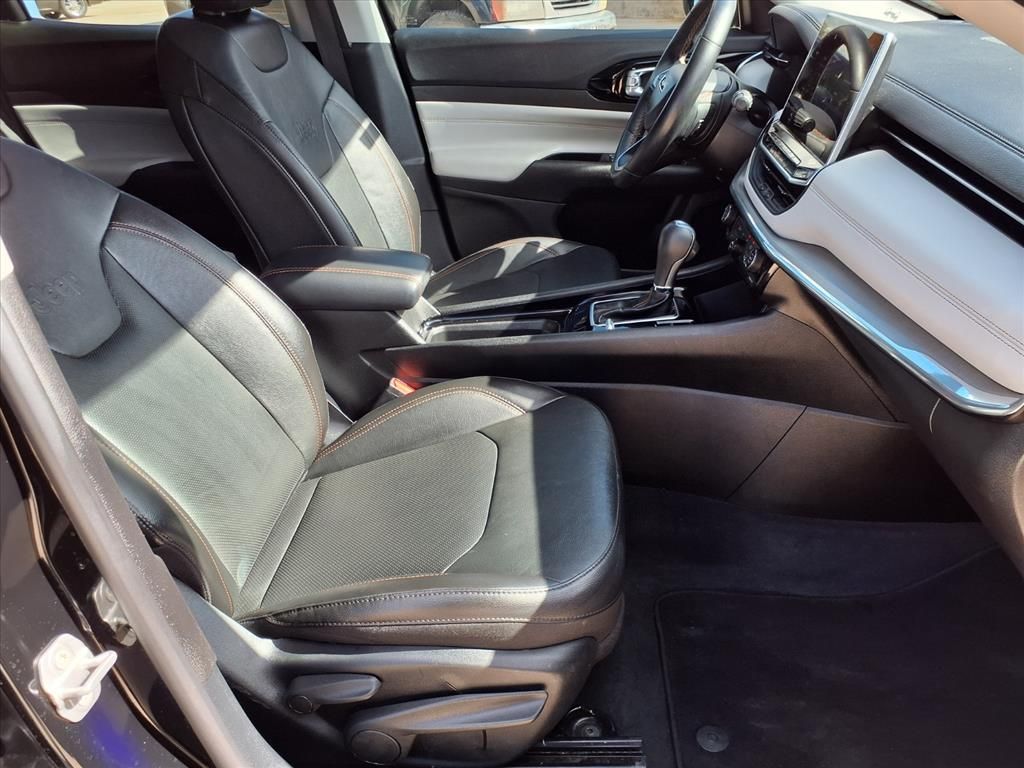 Used Car 2022 Jeep Compass  Limited For Sale Under $30,000 In Pleasanton, Texas