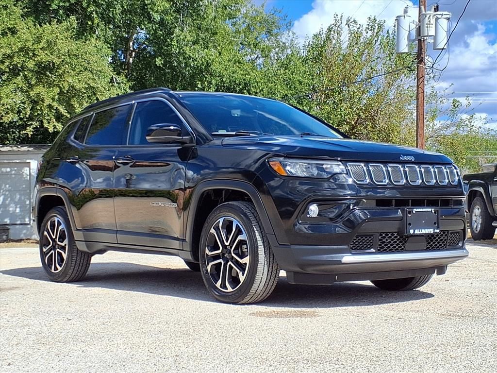 Used Car 2022 Jeep Compass  Limited For Sale Under $30,000 In Pleasanton, Texas