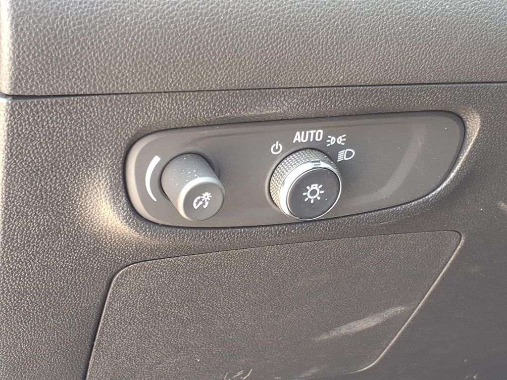 Used Car 2025 Buick Encore Gx  Preferred For Sale Under $25,000 In Pleasanton, Texas