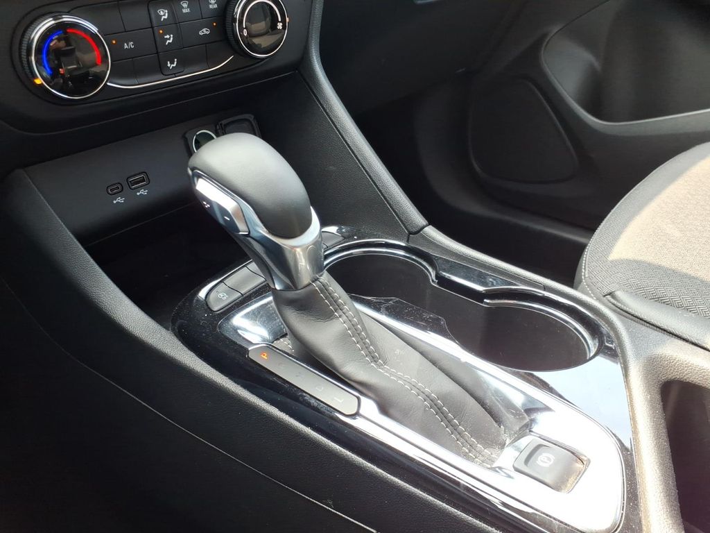 Used Car 2025 Buick Encore Gx  Preferred For Sale Under $25,000 In Pleasanton, Texas