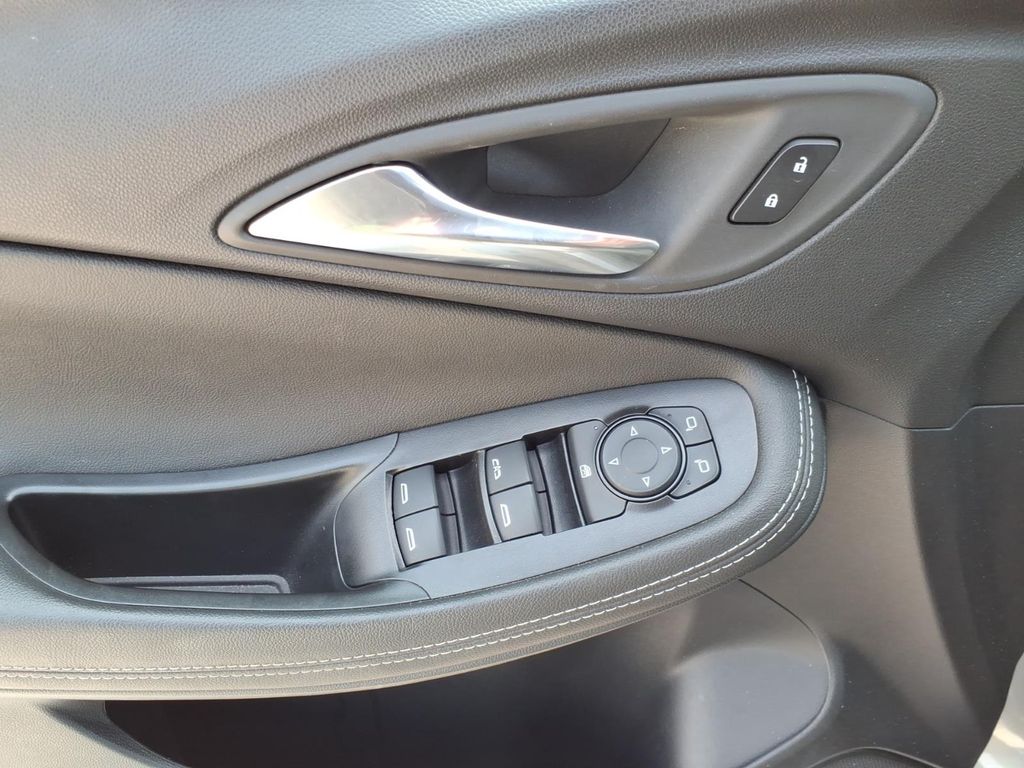 Used Car 2025 Buick Encore Gx  Preferred For Sale Under $25,000 In Pleasanton, Texas
