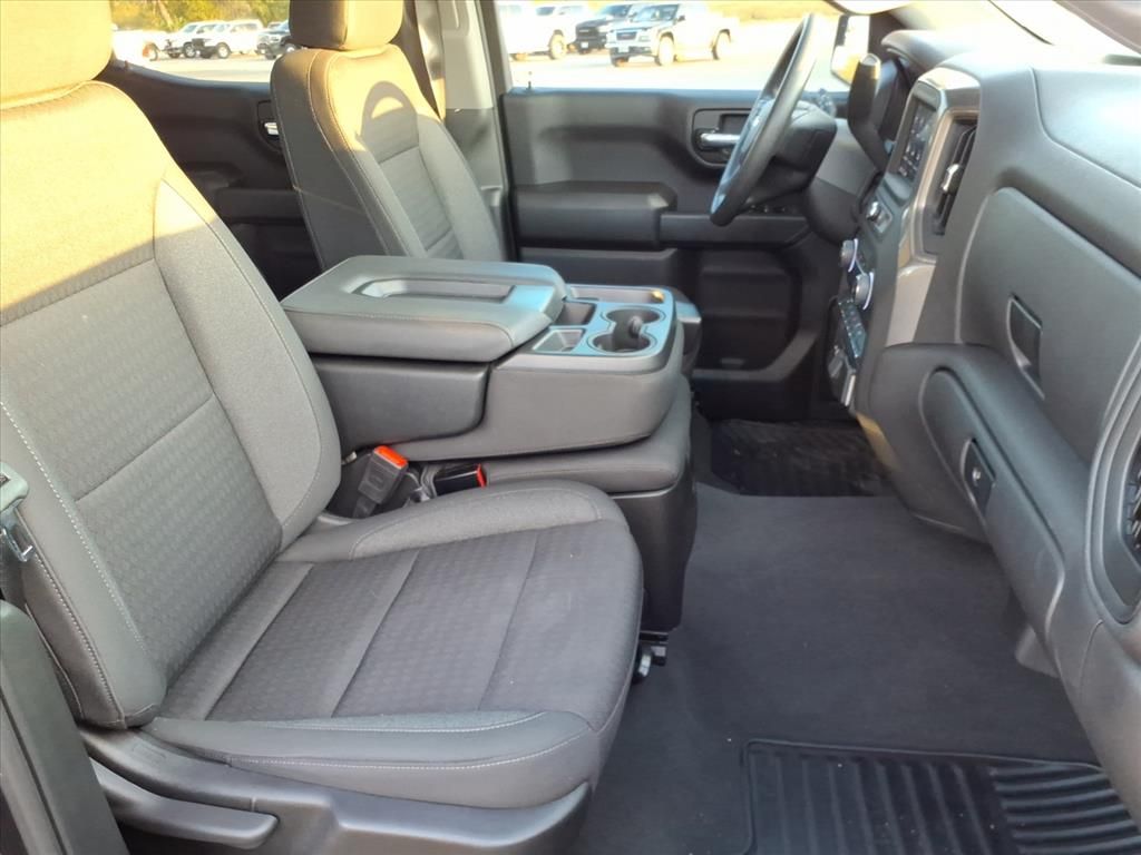 Used Car 2023 Chevrolet Silverado  Custom For Sale Under $35,000 In Pleasanton, Texas