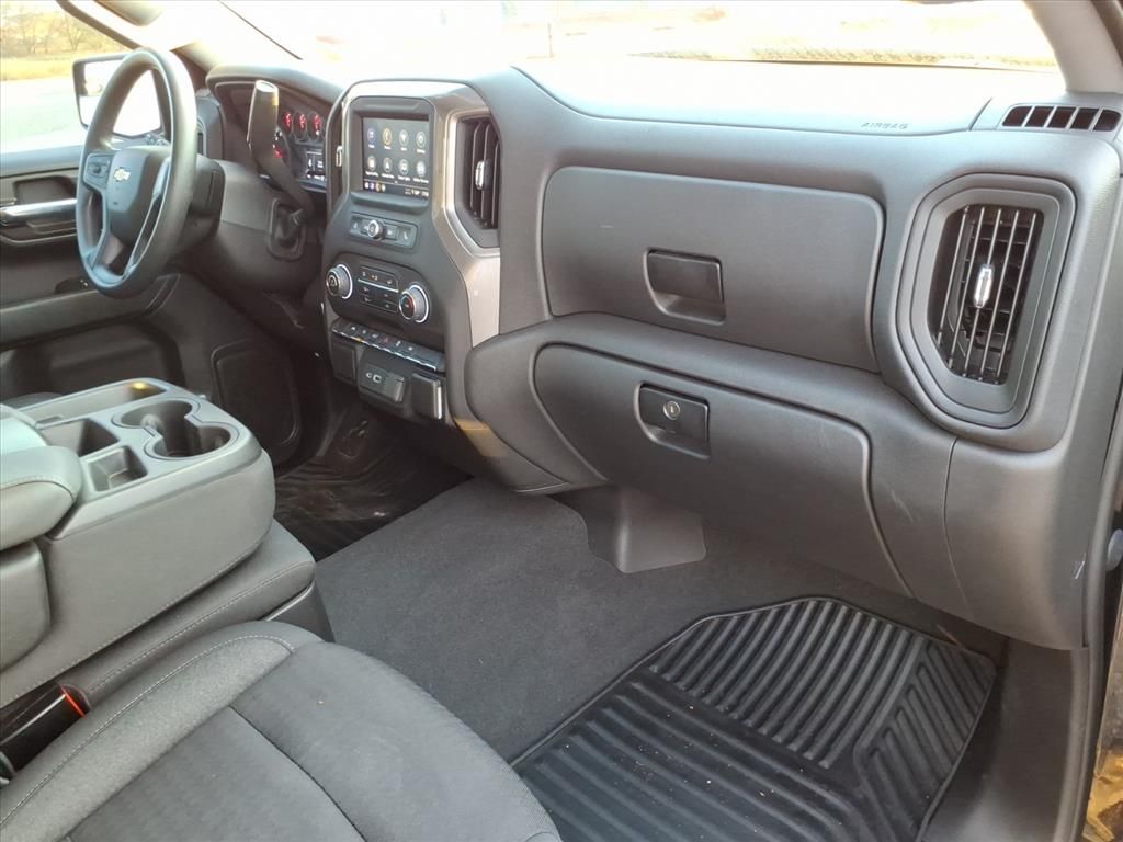 Used Car 2023 Chevrolet Silverado  Custom For Sale Under $40,000 In Pleasanton, Texas
