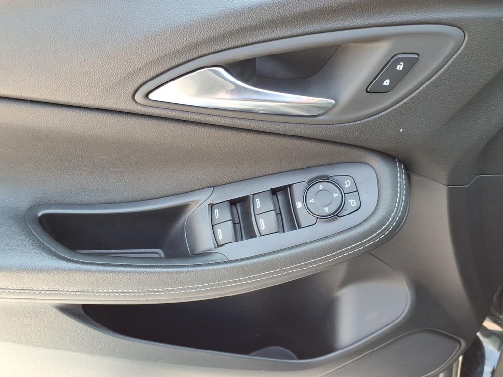 Used Car 2025 Buick Encore Gx  Preferred For Sale Under $25,000 In Pleasanton, Texas
