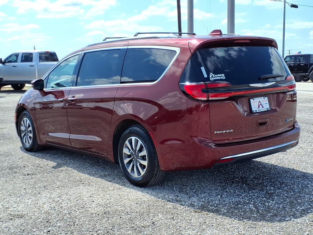 Used Car 2021 Chrysler Pacifica  Hybrid Touring L For Sale Under $20,000 In Pleasanton, Texas