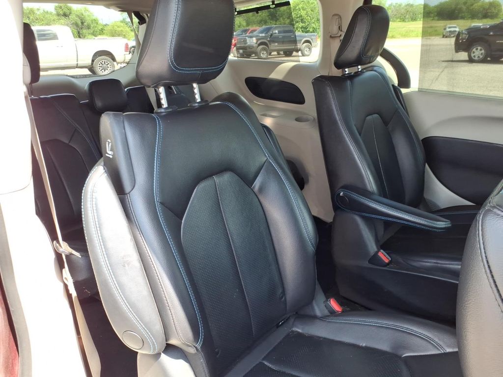 Used Car 2021 Chrysler Pacifica  Hybrid Touring L For Sale Under $20,000 In Pleasanton, Texas