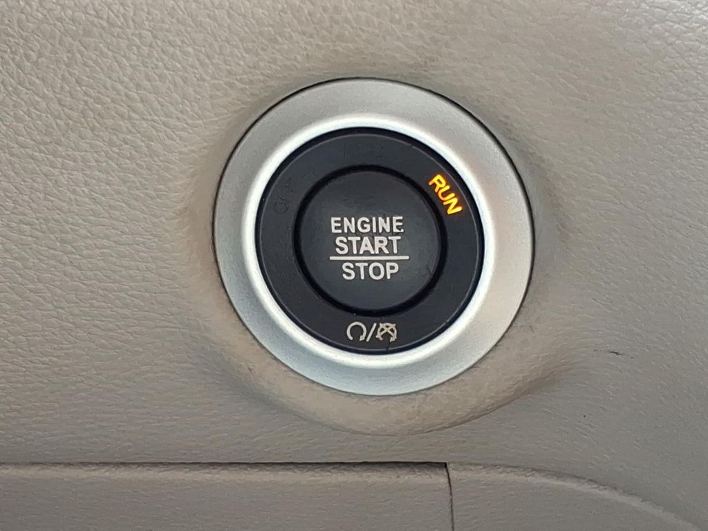 Used Car 2021 Chrysler Pacifica  Hybrid Touring L For Sale Under $20,000 In Pleasanton, Texas