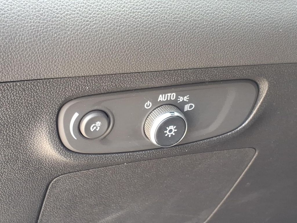 Used Car 2025 Buick Encore Gx  Preferred For Sale Under $25,000 In Pleasanton, Texas