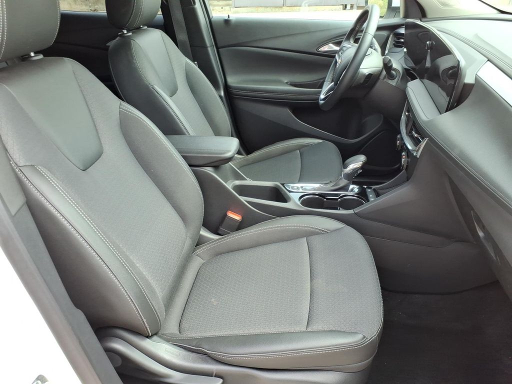 Used Car 2025 Buick Encore Gx  Preferred For Sale Under $25,000 In Pleasanton, Texas