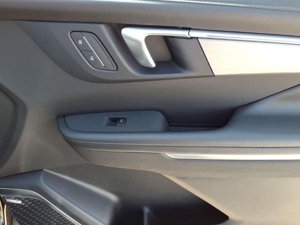 Used Car 2025 Buick Enclave  Preferred For Sale Under $40,000 In Pleasanton, Texas