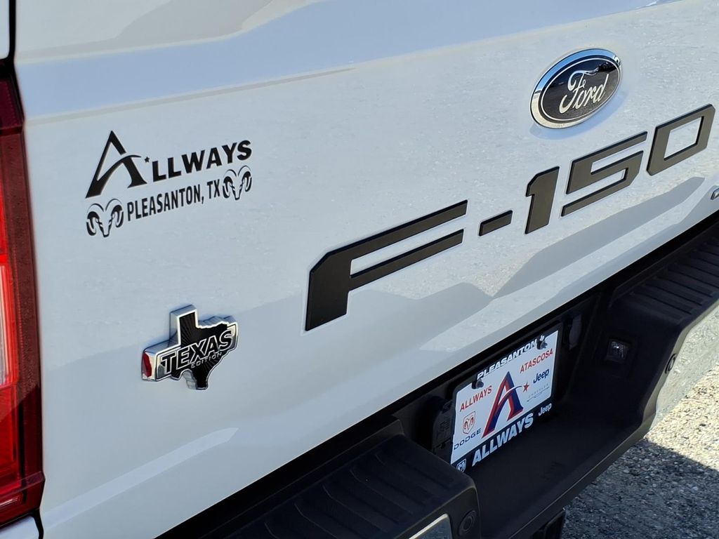 Used Car 2021 Ford F-150  Xlt For Sale Under $30,000 In Pleasanton, Texas