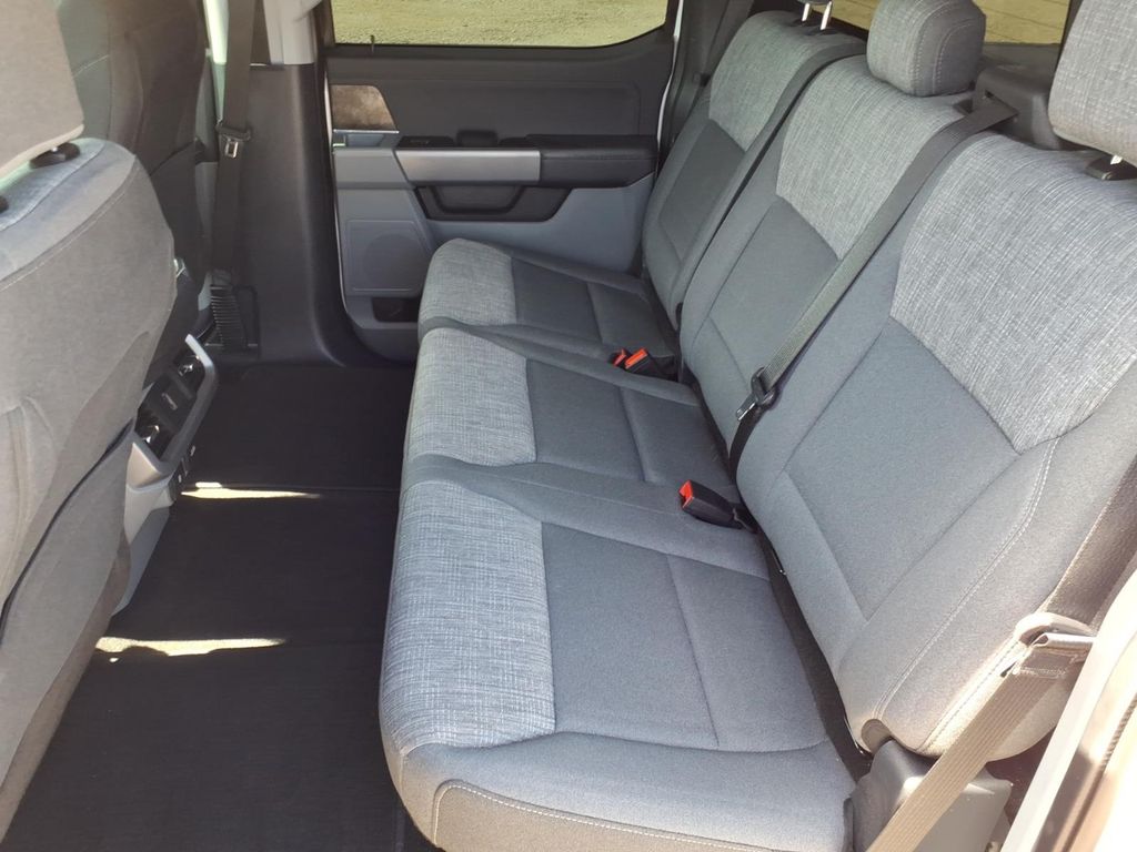 Used Car 2021 Ford F-150  Xlt For Sale Under $30,000 In Pleasanton, Texas