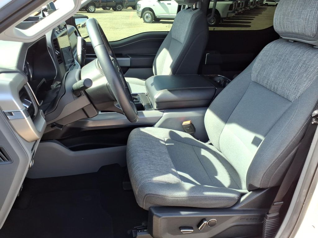 Used Car 2021 Ford F-150  Xlt For Sale Under $35,000 In Pleasanton, Texas