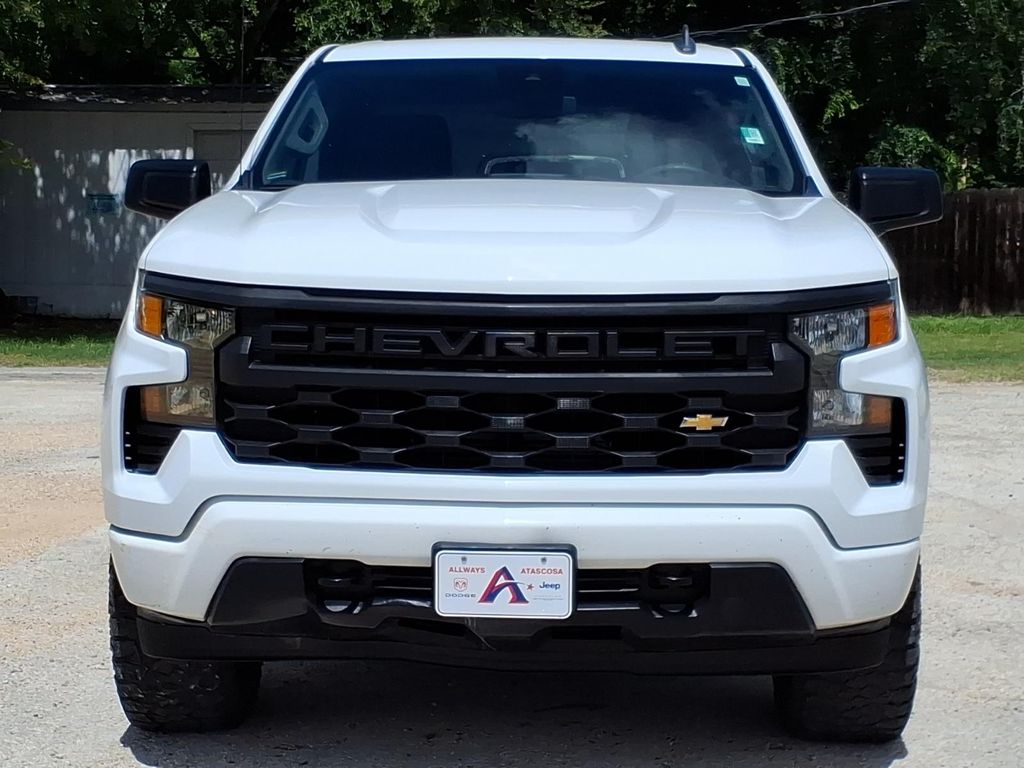 Used Car 2023 Chevrolet Silverado  Custom For Sale Under $35,000 In Pleasanton, Texas