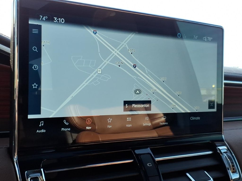 Used Car 2024 Lincoln Navigator  Reserve For Sale Under $80,000 In Pleasanton, Texas