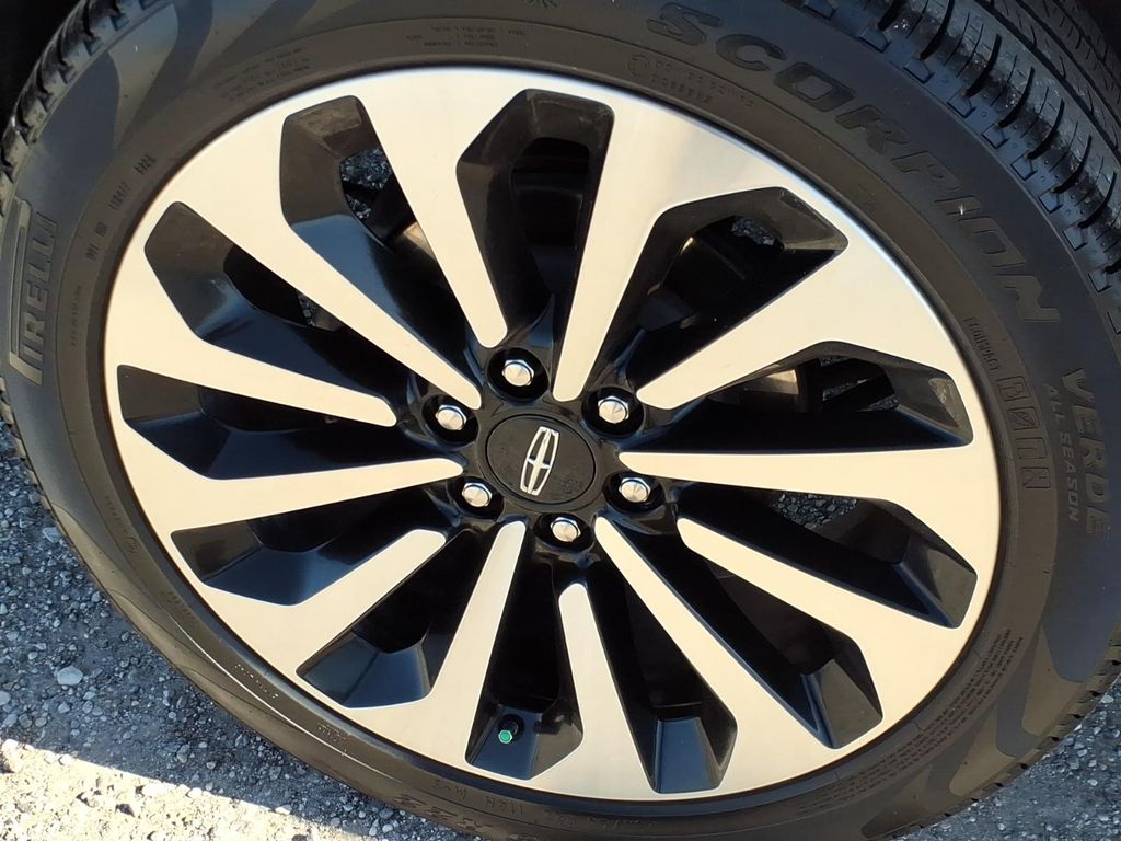 Used Car 2024 Lincoln Navigator  Reserve For Sale Under $80,000 In Pleasanton, Texas