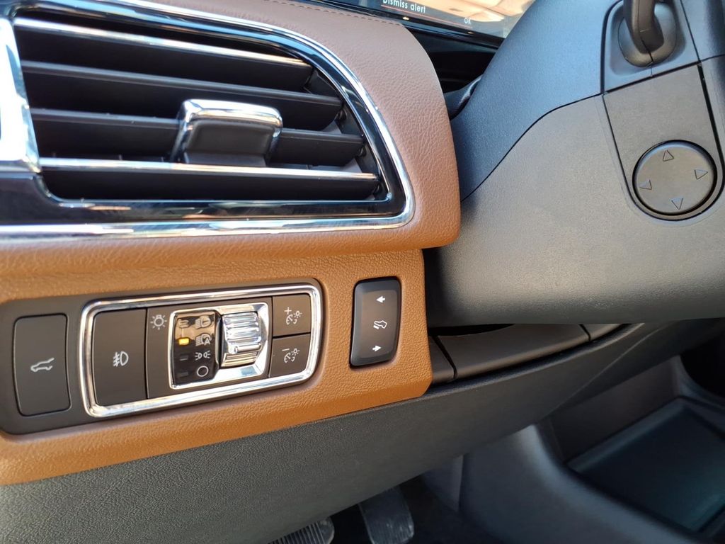 Used Car 2024 Lincoln Navigator  Reserve For Sale Under $80,000 In Pleasanton, Texas