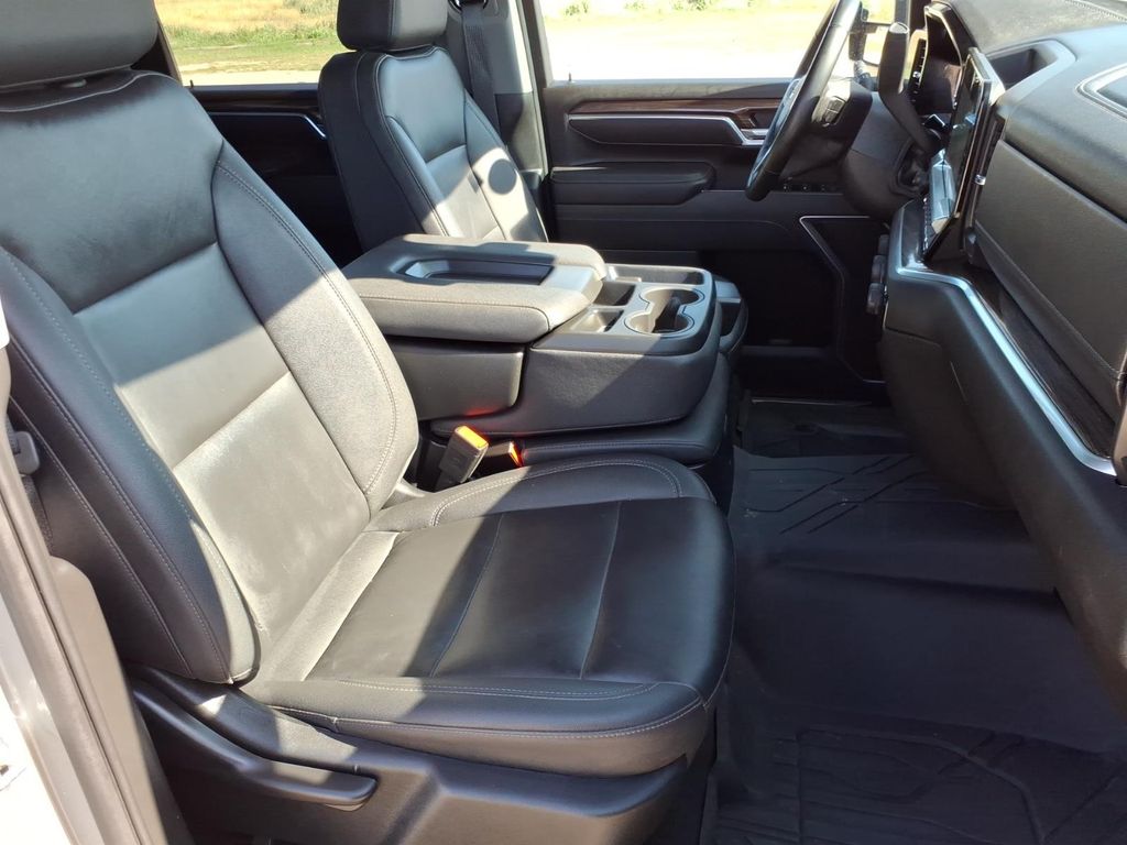 Used Car 2025 Chevrolet Silverado  Lt For Sale Under $60,000 In Pleasanton, Texas