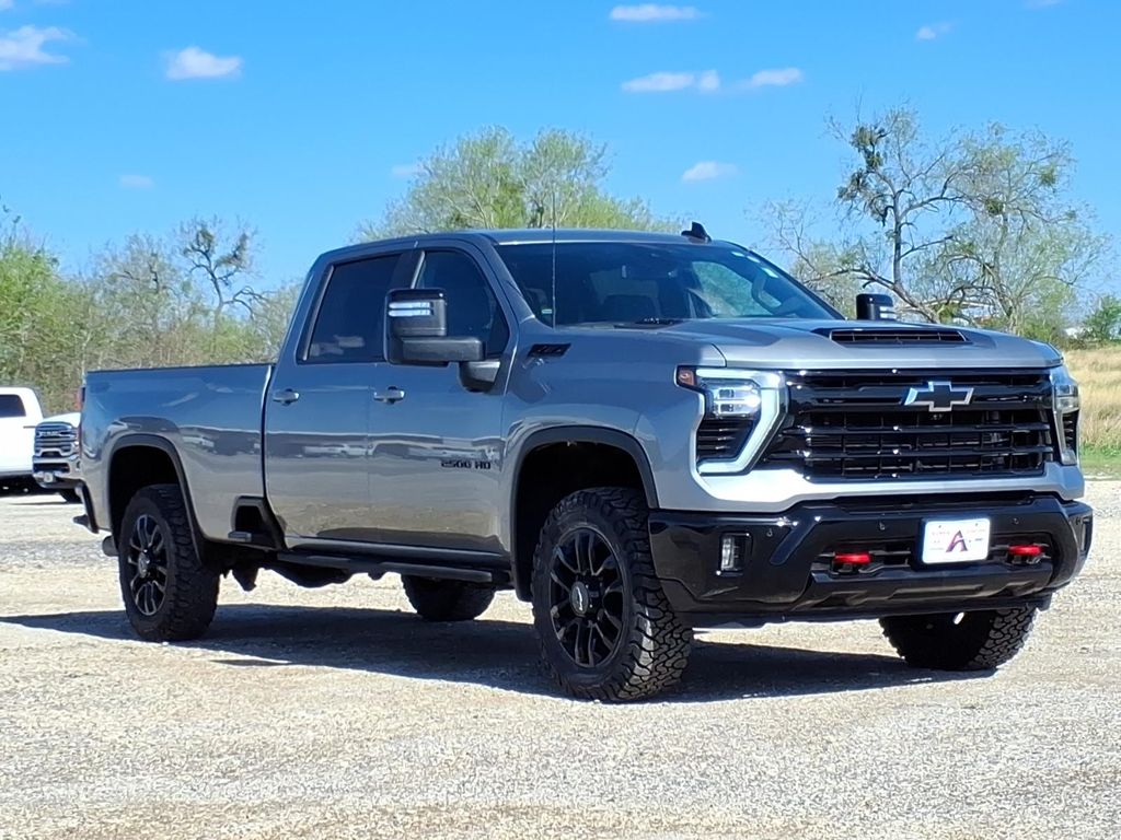 Used Car 2025 Chevrolet Silverado  Lt For Sale Under $60,000 In Pleasanton, Texas