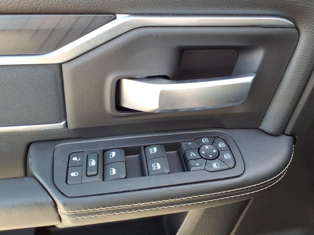 Used Car 2025 Ram 2500  Lone Star For Sale Under $70,000 In Pleasanton, Texas