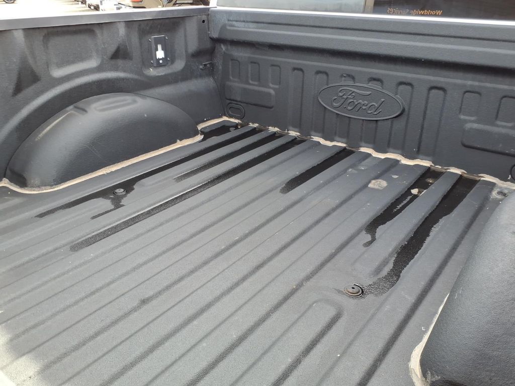 Used Car 2020 Ford F-150  Lariat For Sale Under $35,000 In Pleasanton, Texas