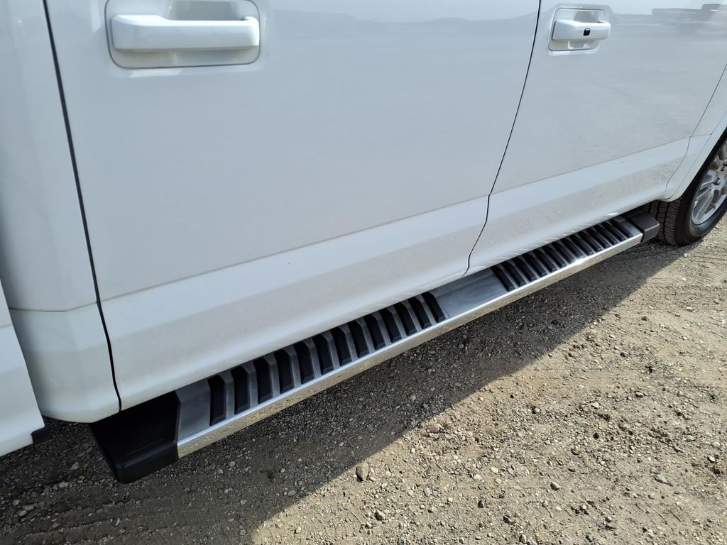 Used Car 2020 Ford F-150  Lariat For Sale Under $35,000 In Pleasanton, Texas