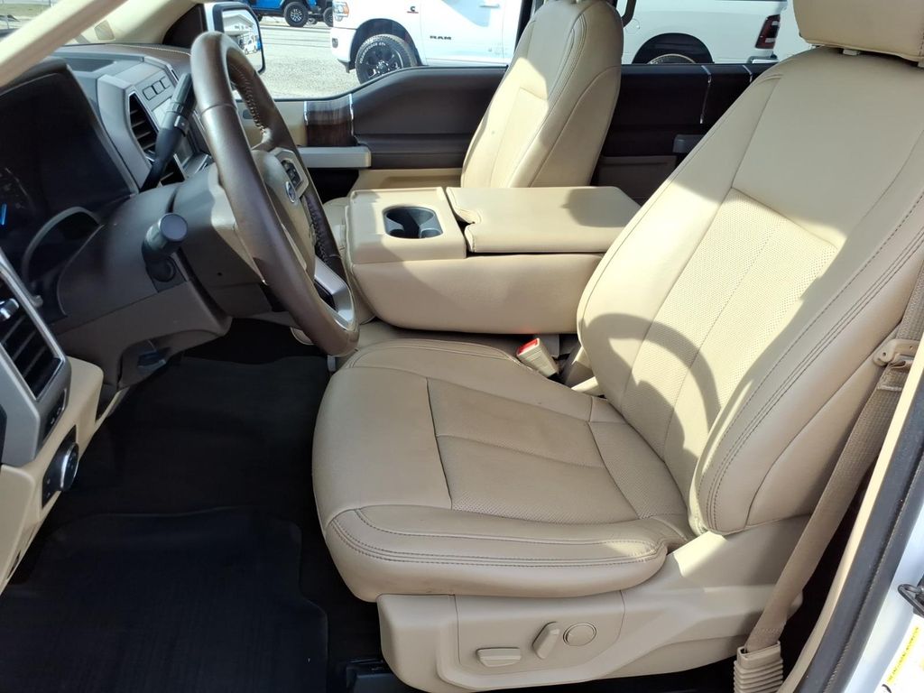 Used Car 2020 Ford F-150  Lariat For Sale Under $35,000 In Pleasanton, Texas