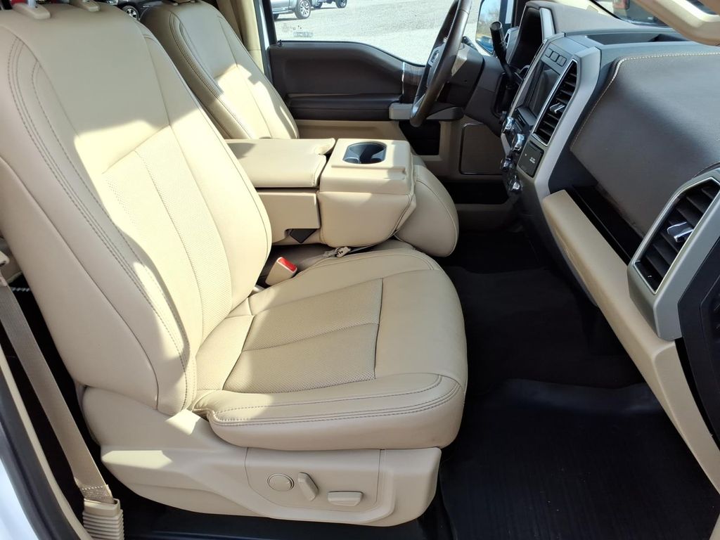 Used Car 2020 Ford F-150  Lariat For Sale Under $35,000 In Pleasanton, Texas